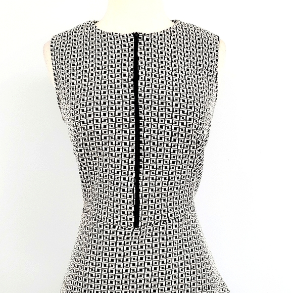 Sharagano Black White Geo Square Knit Sleeveless Zipper Fit and Flare Dress 4 - Picture 3 of 9